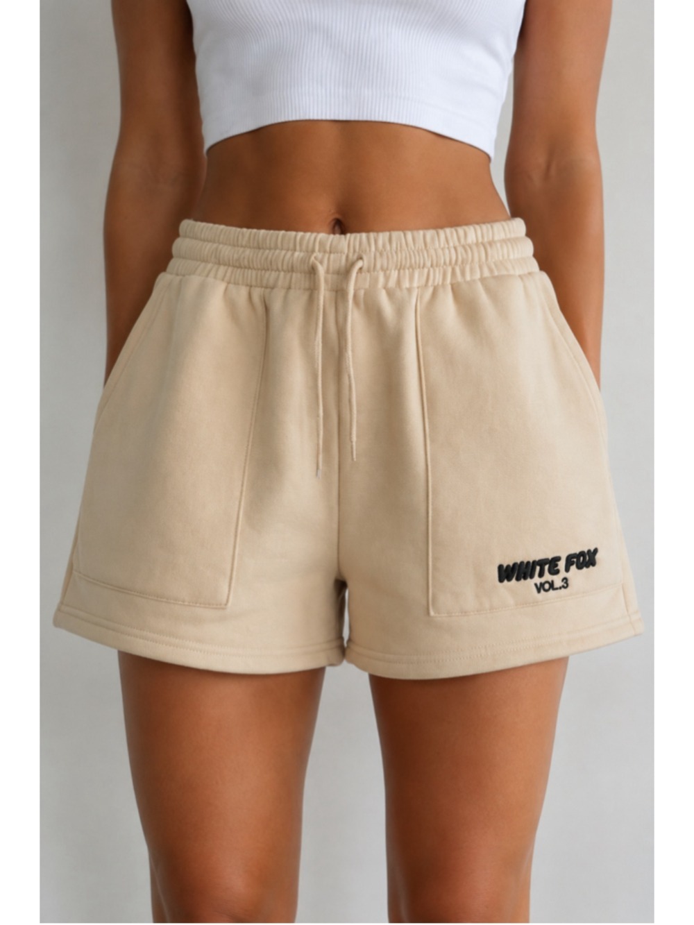 Title: White Fox Vol. 3 Women’s XXL Beige Fleece Sweat Shorts Drawstring Logo